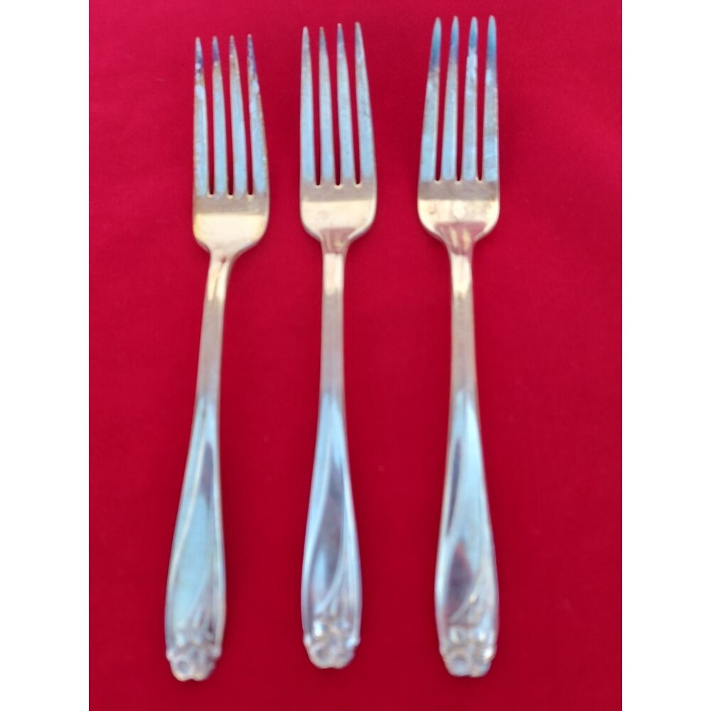 3 Vintage Rogers Daffodil Pattern Silverplate Dinner Forks 7.5"